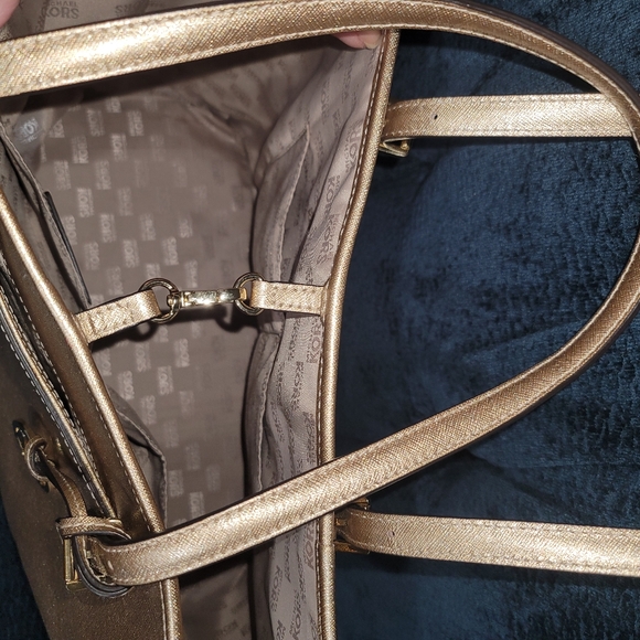 Michael Kors gold tote large - Picture 4 of 6